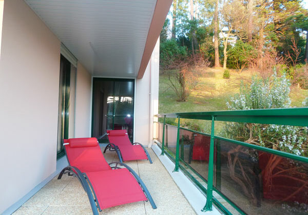 terrasse appartement parc del carril location appartement biarritz